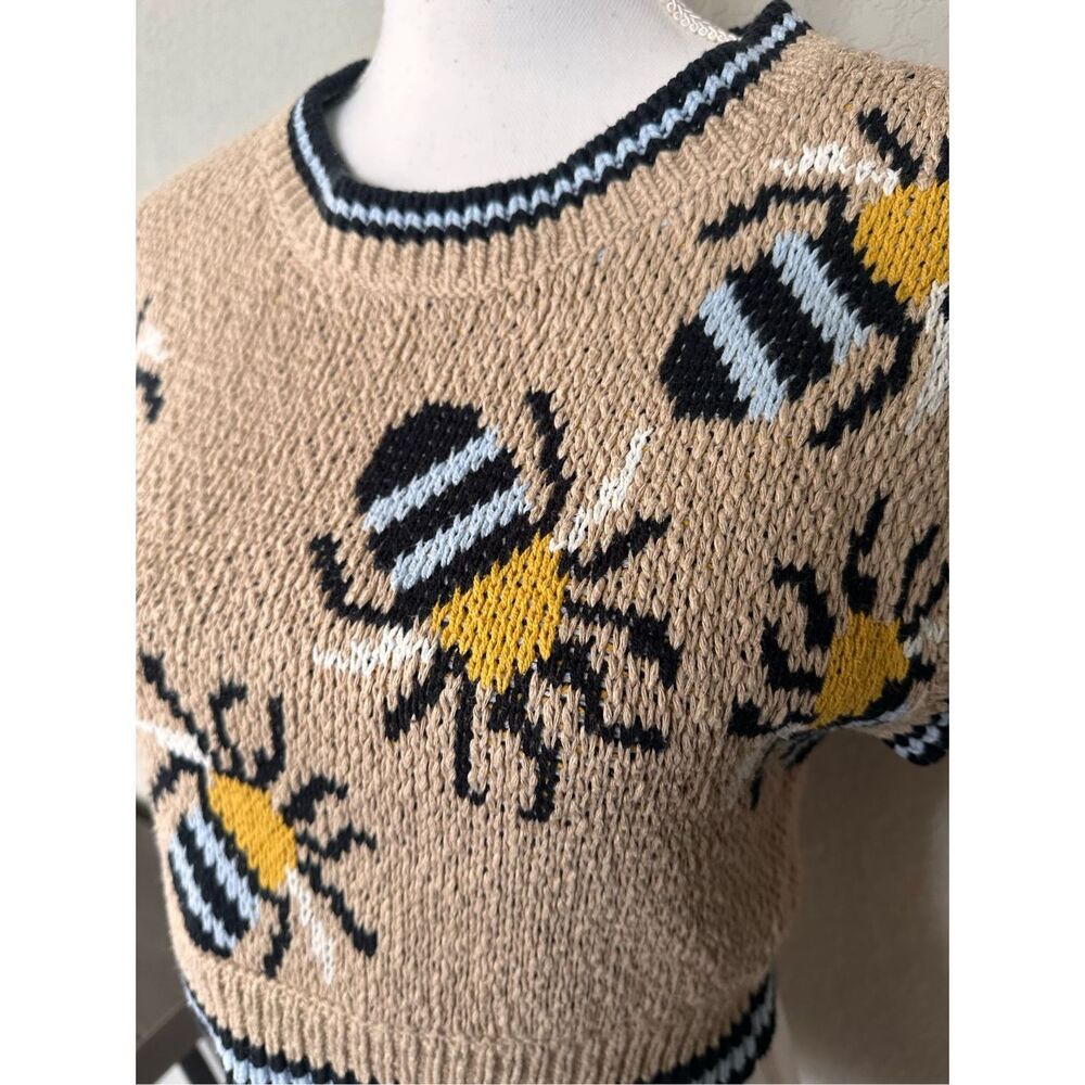 Anthropologie Beige Bee Intarsia Short-Sleeve Crew Sweater - Picture 5 of 9